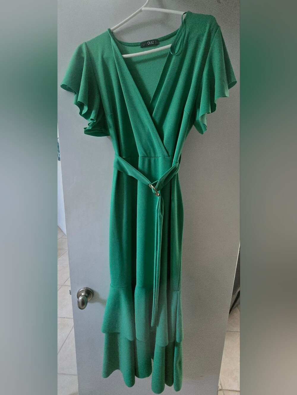 Elegant Green Wrap Midi Dress with Belt